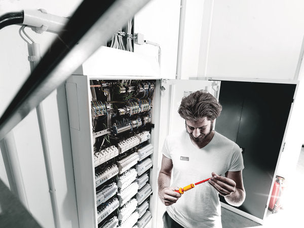 Wera 05074757001 Series 7400 VDE Kraftform adjustable torque handle (0.3-3.5 Nm), 7444 VDE x 1.7-3.5 Nm - westbasedirect.com