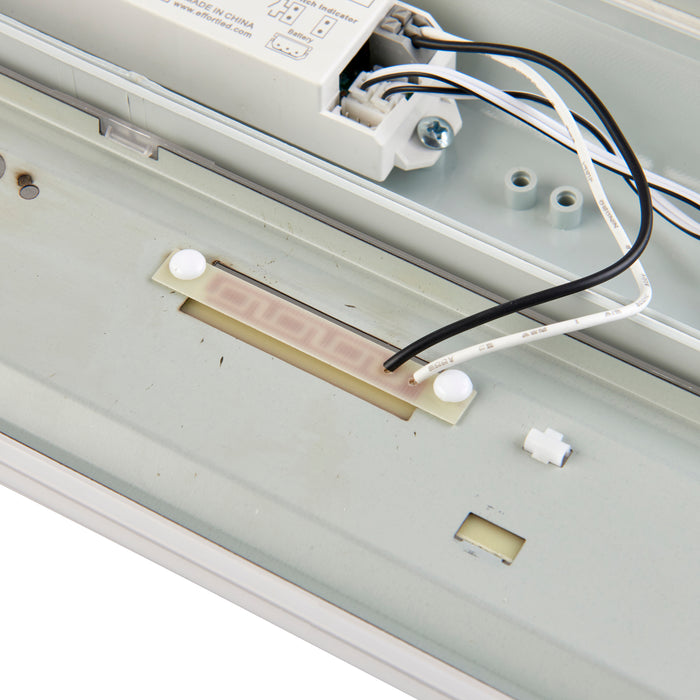 Saxby 103264 LED Anti-Corrosive batten 4000K 6FT High Lumen EM EM IP65 57W Frosted pc 57W LED module (SMD 2835) Cool White - westbasedirect.com