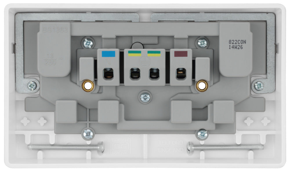 BG 822CON White Round Edge 13A SP Converter Switched Socket - westbasedirect.com