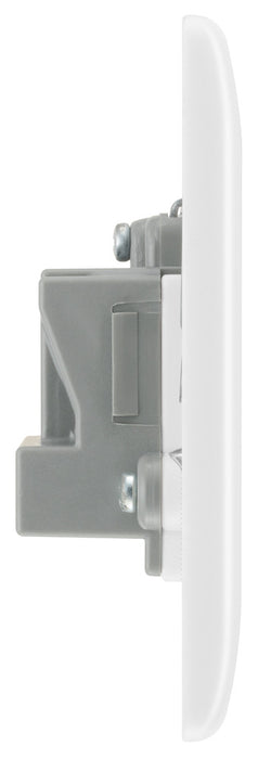 BG 829 White Round Edge Unswitched Round Pin Socket 5A - westbasedirect.com