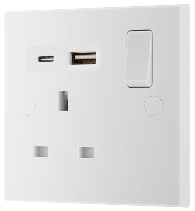 BG 921UAC18 White Square Edge 13A Single Switched Power Socket + USB A+C (18W) - westbasedirect.com