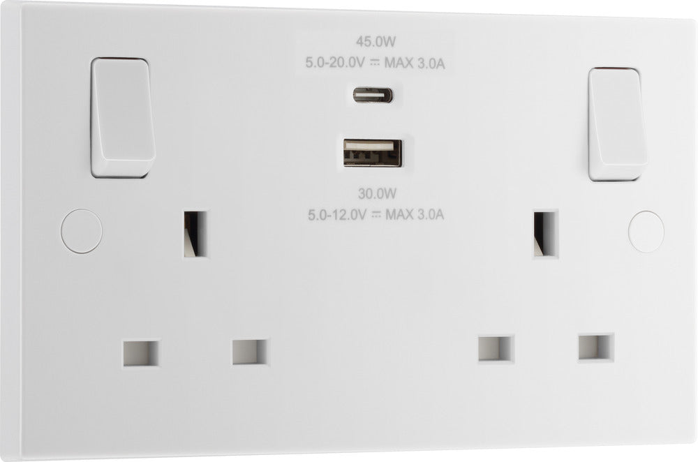 BG 922UAC45 White Square Edge 13A Double Switched Power Socket + USB A+C (45W) - westbasedirect.com