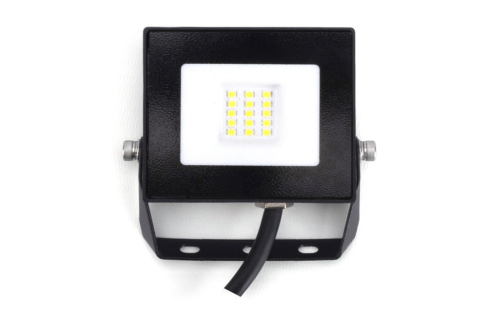Integral ILFLE015 Compact Slim Floodlight 10W 1000Lm 4000K 120 Beam 100Lm/W IP65 IK08 Black - westbasedirect.com