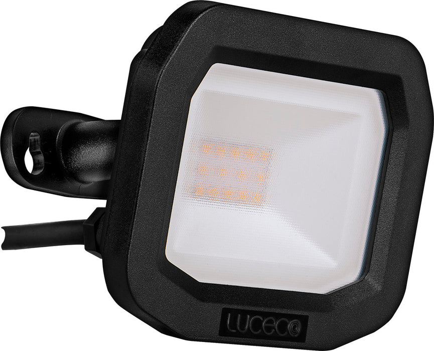 Luceco LFS10B150 10W 1200lm 5000K IP65 Castra Security Floodlight Standard Black - westbasedirect.com