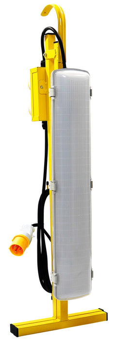 Luceco LSLPL261V Site 110V Plasterers 30W Plug Out - westbasedirect.com