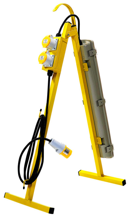 Luceco LSLPL261V Site 110V Plasterers 30W Plug Out - westbasedirect.com