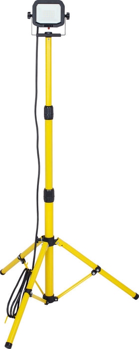 Luceco LSLSTW201V Site 110V Single Head Tripod Work Light 2000lm 20W - westbasedirect.com