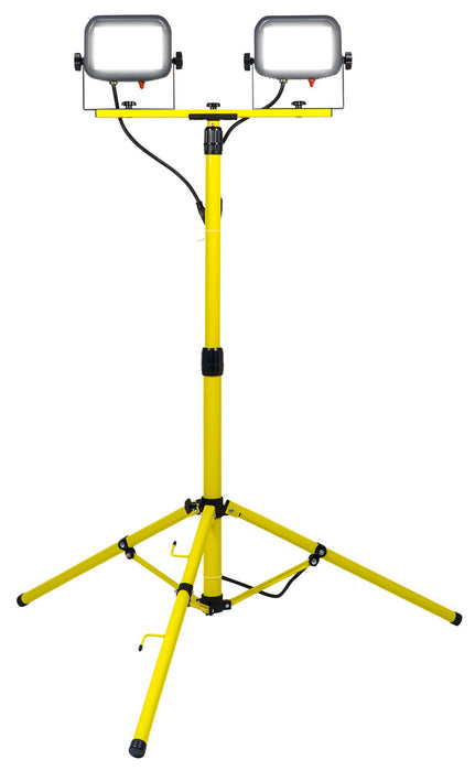 Luceco LSLTTW2181V Site 110V Twin Head Tripod Work Light 2x1800lm 2x22W - westbasedirect.com