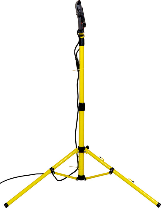 Luceco LSLTTW2201V Site 110V Twin Head Tripod Work Light 2x2000lm 2x20W - westbasedirect.com
