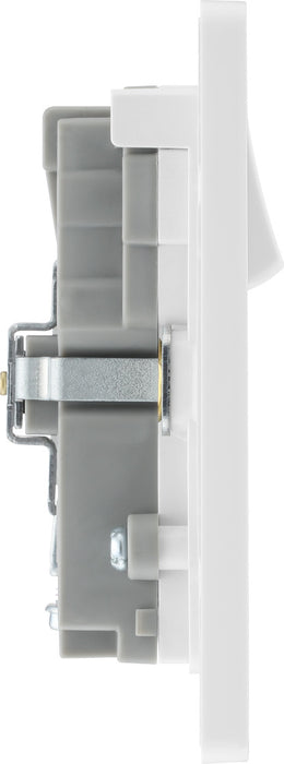 BG Evolve PCDCL22UAC22W 13A Double Switched Power Socket + USB A+C (22W) - Pearlescent White (White) - westbasedirect.com