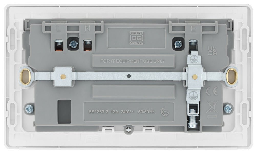 BG Evolve PCDCL22UAC45W 13A Double Switched Power Socket + USB A+C (45W) - Pearlescent White (White) - westbasedirect.com