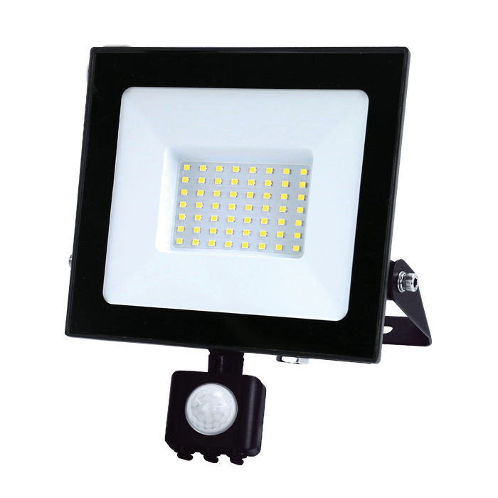 Eveready S13951 50W IP44 LED PIR Floodlight Cool White 4000K - westbasedirect.com