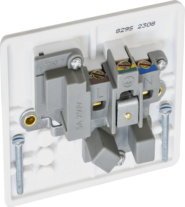 BG 829S White Round Edge 5A 1G Switched Round Pin Socket - westbasedirect.com
