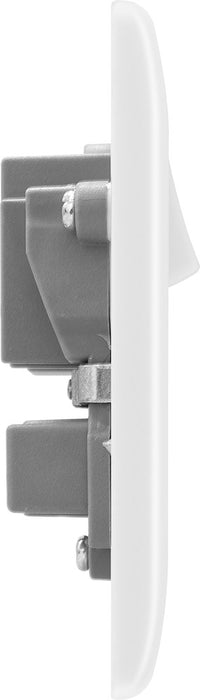 BG 829S White Round Edge 5A 1G Switched Round Pin Socket - westbasedirect.com