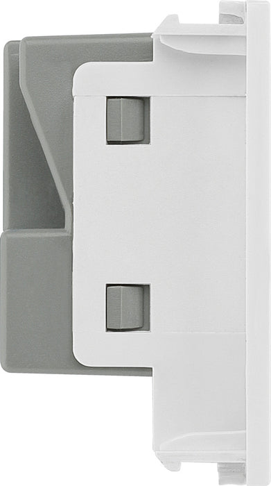 BG EMUNVW Euro Module Universal Unswitched Socket - White - westbasedirect.com
