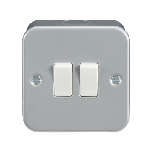Knightsbridge M3000 Metal Clad 10AX 2G 2 Way Switch - westbasedirect.com