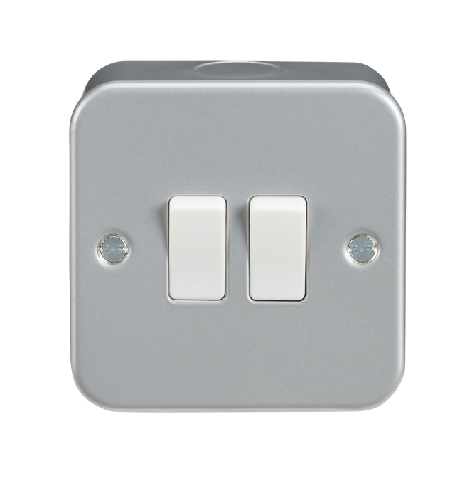 Knightsbridge M3000 Metal Clad 10AX 2G 2 Way Switch - westbasedirect.com