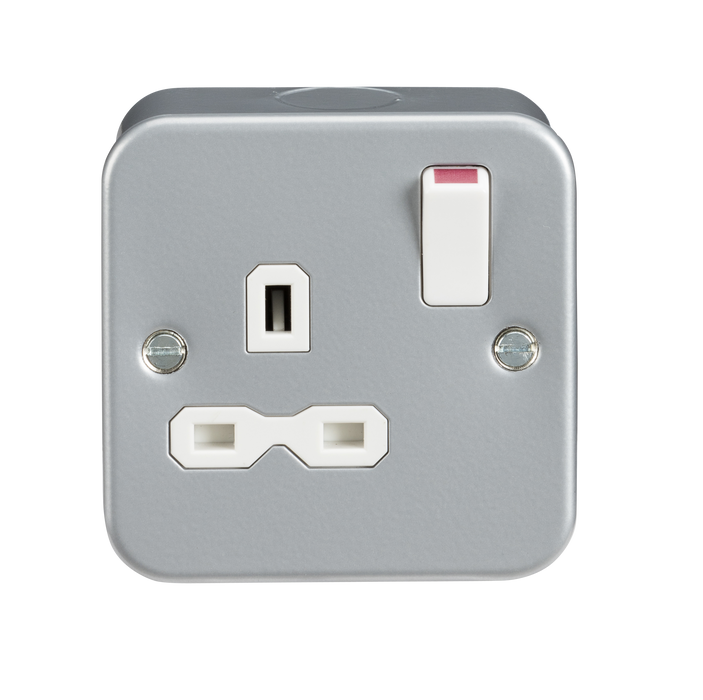 Knightsbridge MR7000 Metal Clad 13A 1G DP Switched Socket - westbasedirect.com