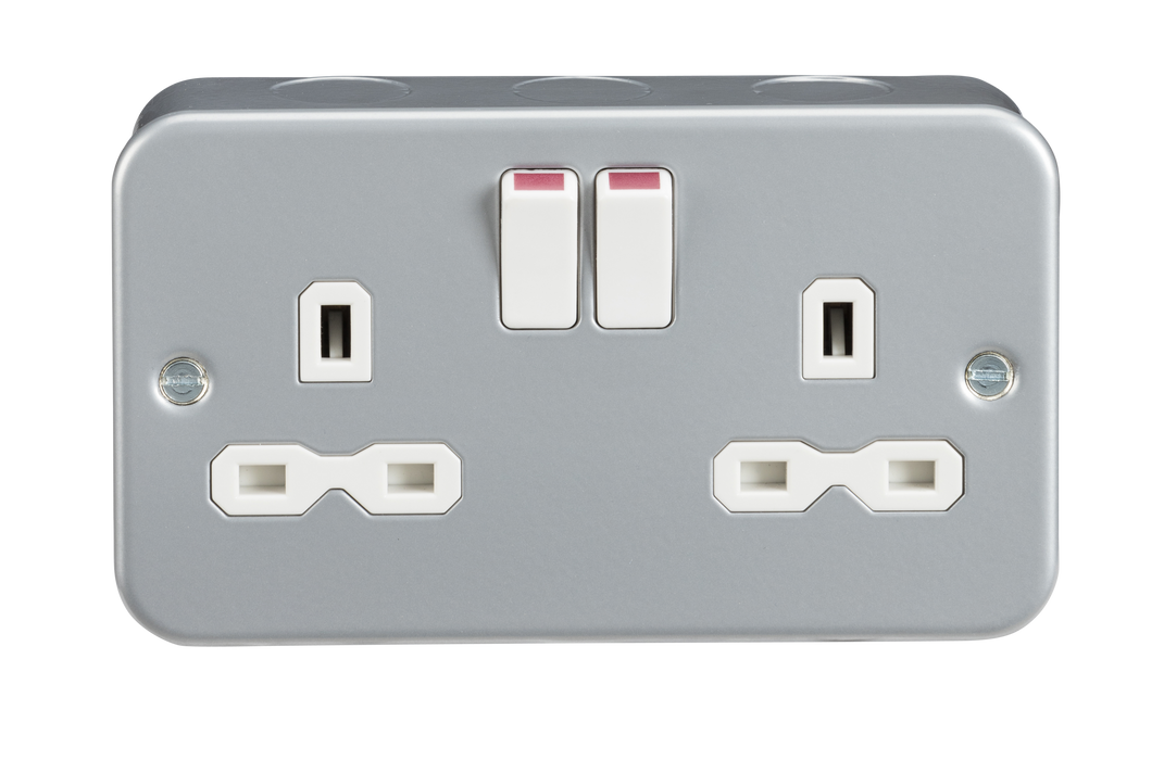 Knightsbridge MR9000 Metal Clad 13A 2G DP Switched Socket - westbasedirect.com
