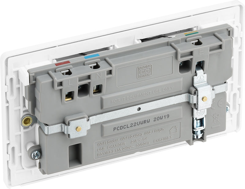 BG Evolve PCDCL22UWRW 13A Double Switched Power Socket + WiFi Extender + 1xUSB(2.1A) - Pearlescent White (White) - westbasedirect.com