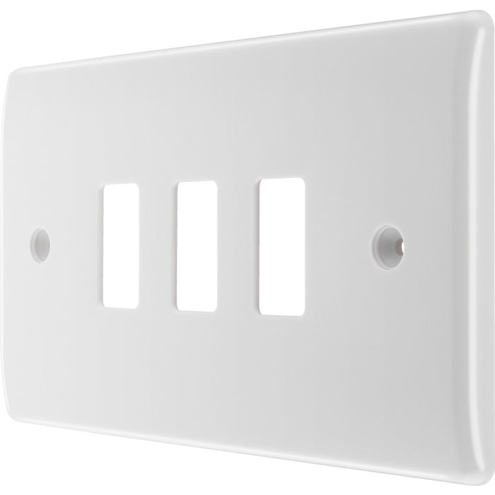 BG R83 White Moulded 3G Grid Front Plate - White - westbasedirect.com