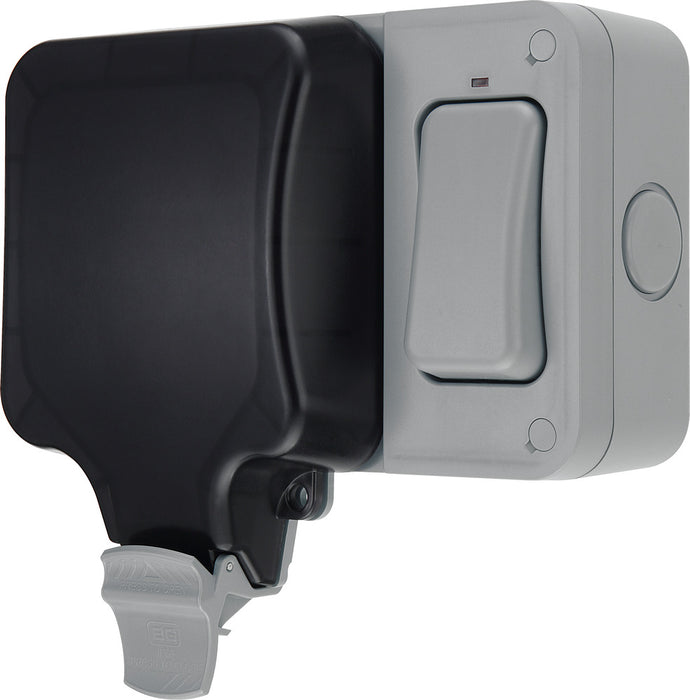 BG WP21ES Weatherproof Nexus Storm 13A 1G Socket +External Switch - westbasedirect.com