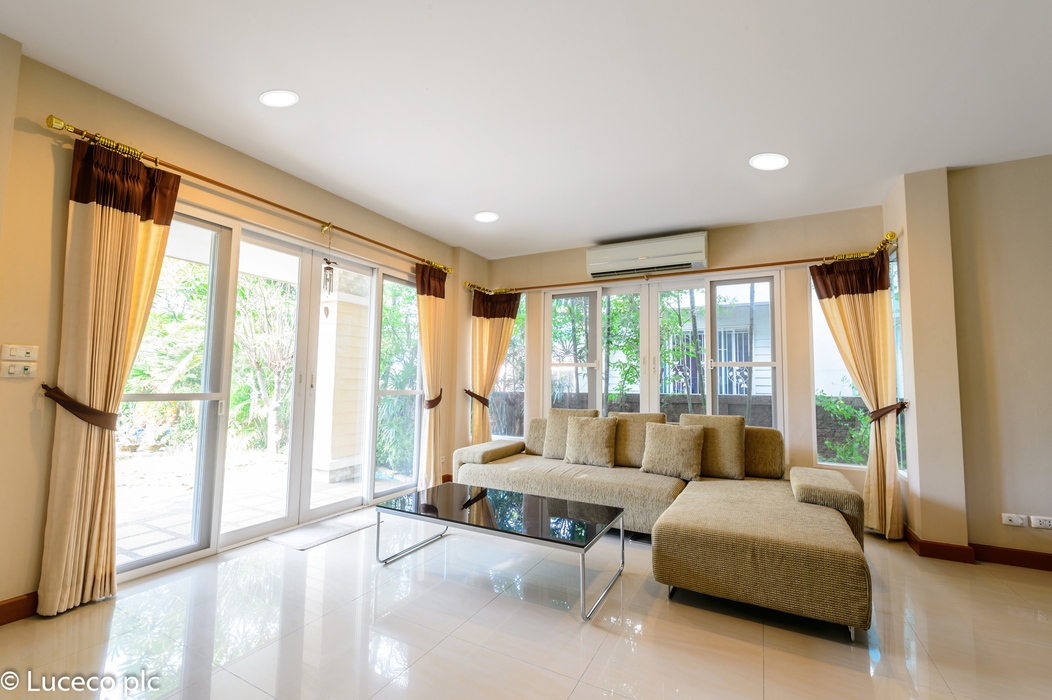 Luceco LuxPanel Eco Circular Ø300mm 24W 3000K Standard Slimline LED Downlight - westbasedirect.com