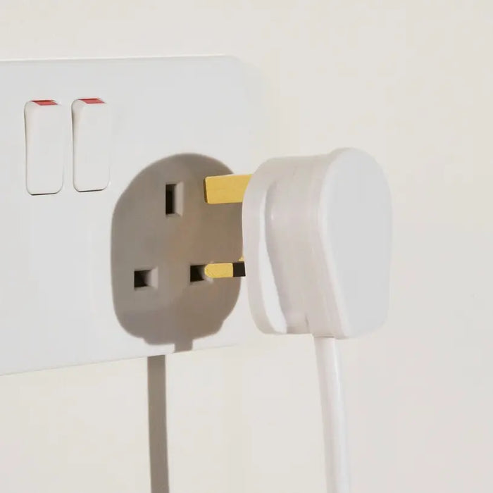Smart sockets and smart plugs both make your home smarter, but they work in very different ways.