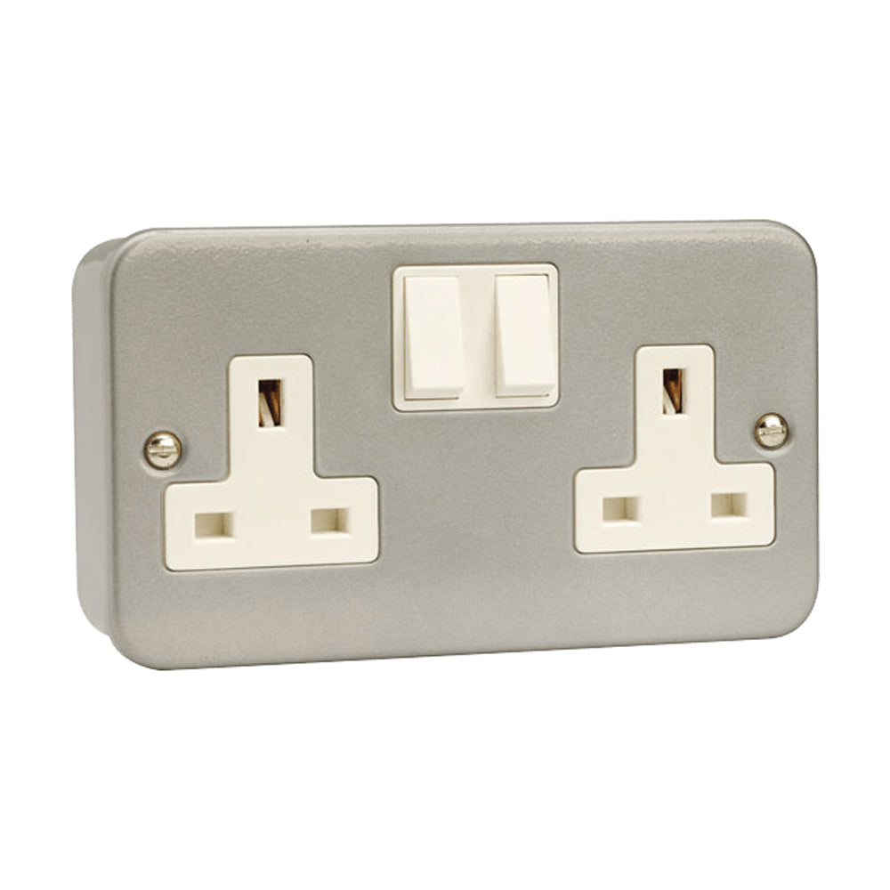 Click Metal Clad Switches & Sockets