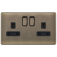 Selectric 5MPLUS-622 5M-PLUS Screwless 2 Gang 13A Switched DP Socket Outlet with 2 Earth Terminals - Antique Brass, Black Insert