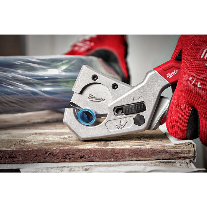 Milwaukee 4932479407 Plastic Cutter - westbasedirect.com