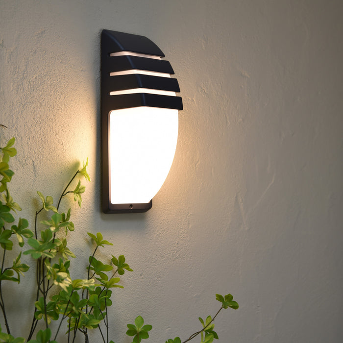 Lutec 5183601118 CITY IP44 E27 Outdoor Wall Light - Dark Grey (Lamp Not Included)