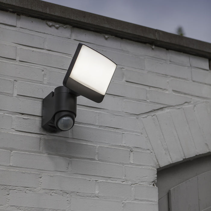 Lutec 7625601345 SUNSHINE 15.4W IP54 LED Floodlight with PIR 5000K - Dark Grey