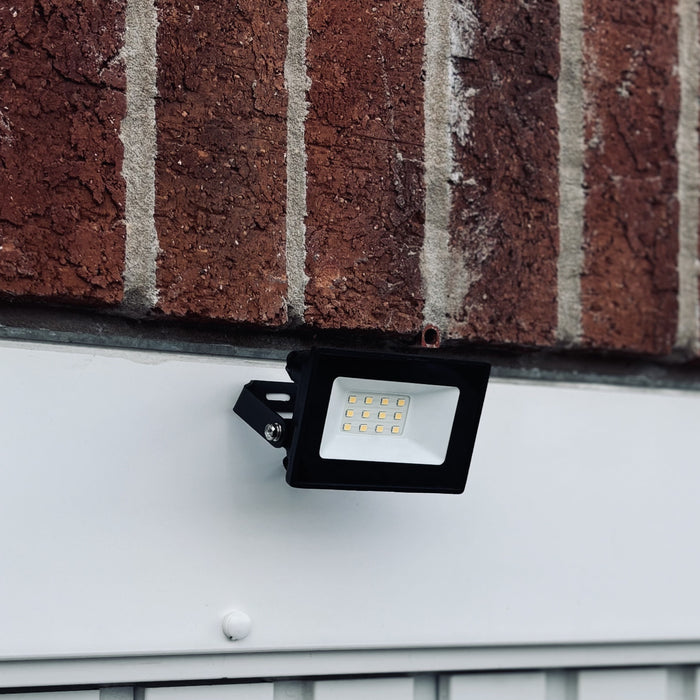Lutec 7801701012 HALO 10W IP65 LED Floodlight 4000K - Black