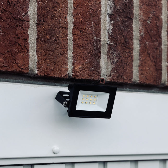 Lutec 7801702012 HALO 20W IP65 LED Floodlight 4000K - Black
