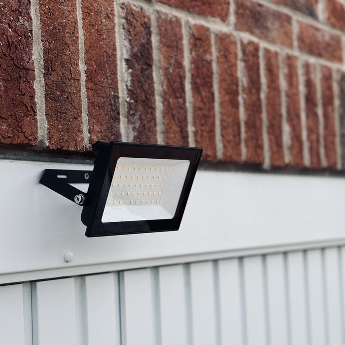 Lutec 7801704012 HALO 50W IP65 LED Floodlight 4000K - Black