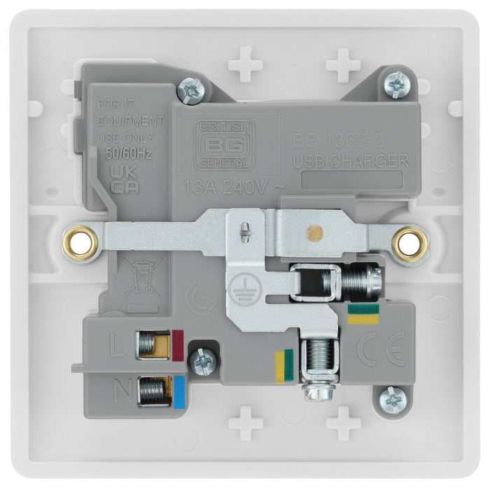 BG 821UAC18 White Round Edge 13A Single Switched Power Socket + USB A+C (18W)