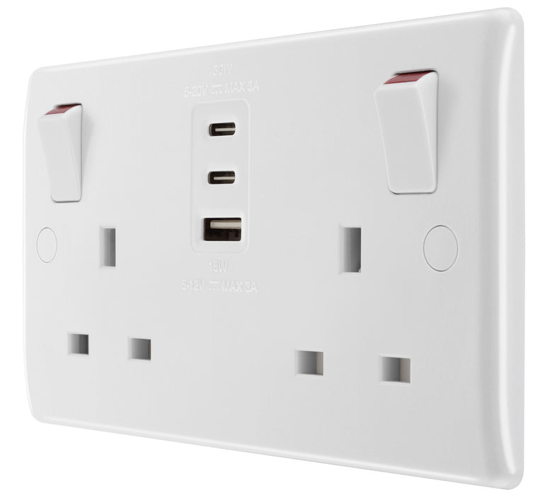 BG 822UACC30 White Round Edge 13A Double Socket + 2xUSB C +1xUSB A(30W)