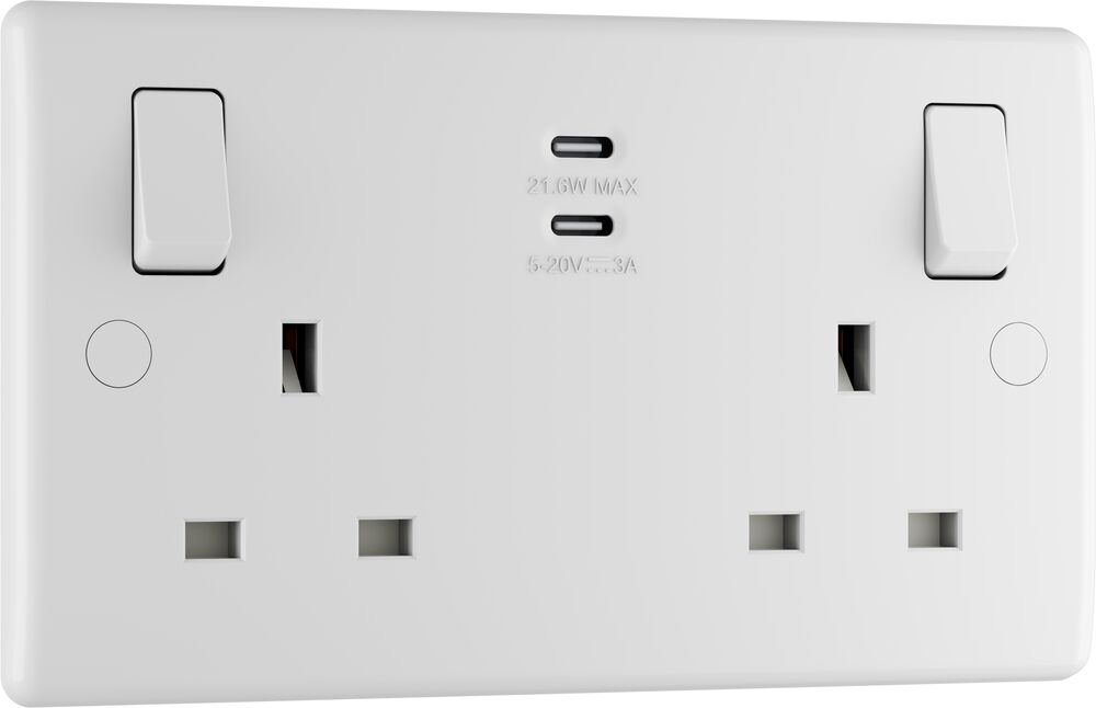BG 822UCC22 White Round Edge 13A Double Switched Power Socket + 2xUSB-C (22W)