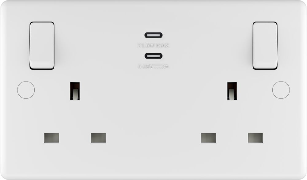 BG 822UCC22 White Round Edge 13A Double Switched Power Socket + 2xUSB-C (22W)