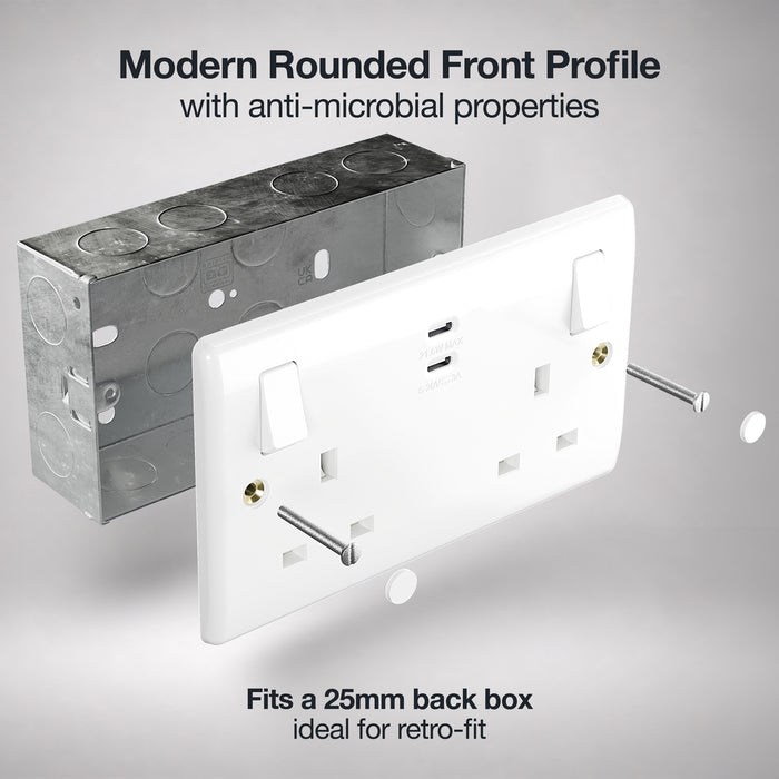 BG 822UCC22 White Round Edge 13A Double Switched Power Socket + 2xUSB-C (22W)