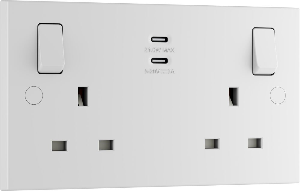 BG 922UCC22 White Square Edge 13A Double Switched Power Socket + 2xUSB-C (22W)