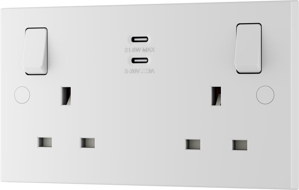 BG 922UCC22 White Square Edge 13A Double Switched Power Socket + 2xUSB-C (22W)