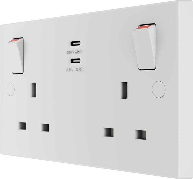 BG 922UCC65 White Square Edge 13A Double Switched Power Socket + 2xUSB-C (65W)