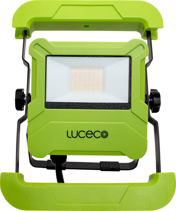 Luceco EFLDS30B50UK Foldable Compact Worklight with 13A Power Socket 30W 2400lm 5000K - 1.5M Cable & UK Plug - westbasedirect.com