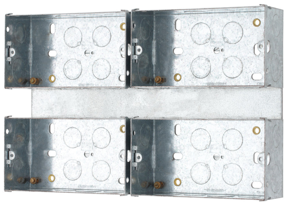 BG HGS07/C4 4x2G 47mm Steel Knockout Box - Combination Plate