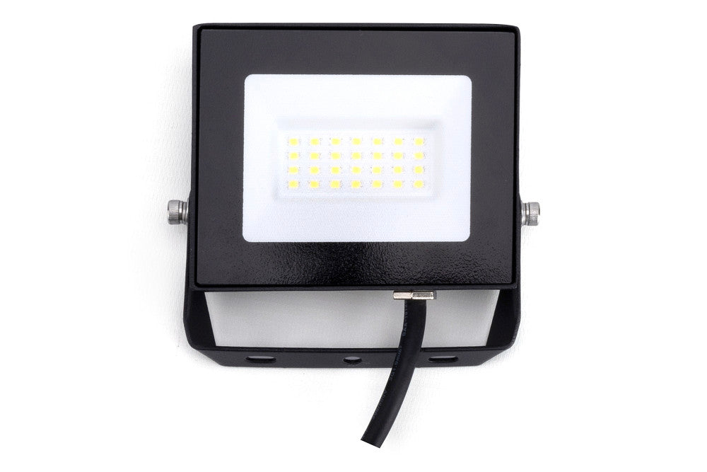 Integral ILFLE017 Compact Slim Floodlight 20W 2000Lm 4000K 120 Beam 100Lm/W IP65 IK08 Black