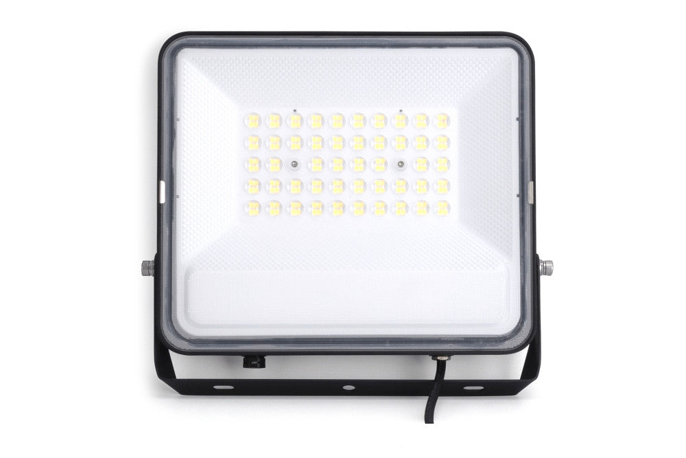 Integral ILFLF002 Precision Plus 2 Floodlight PC Lens 150W 24000Lm 3000K 90 Beam 160Lm/W IP65 IK08 Black