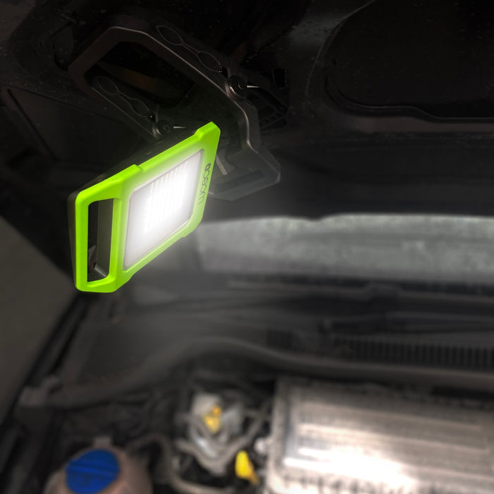 Luceco LILC10G65 Rechargeable Folding Clamp Worklight 1000lm 9W 6500K - USB Charged - westbasedirect.com