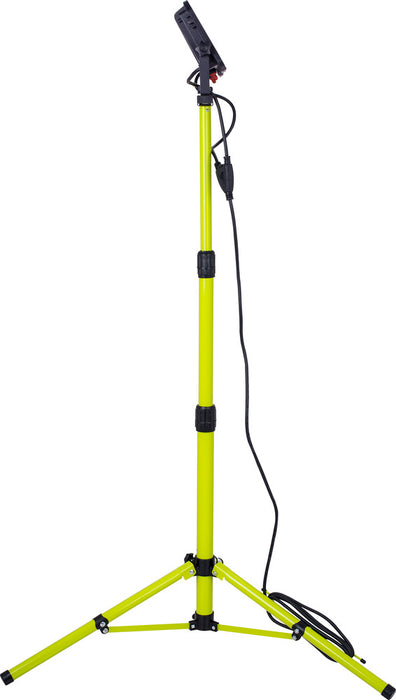 Luceco LSWT250G350 Castra Tripod Black/Green Tripod 11000lm 100W Standard